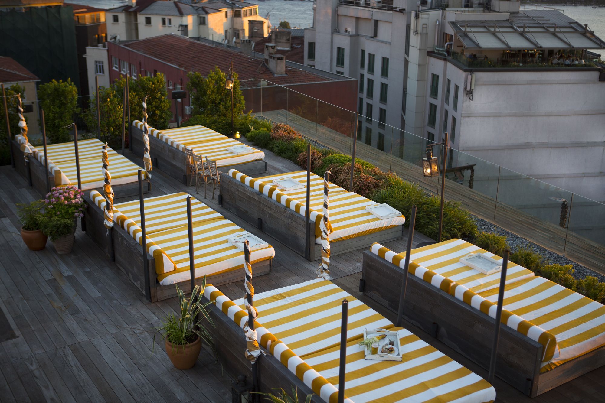 Soho House Istanbul Hotell Exteriör bild